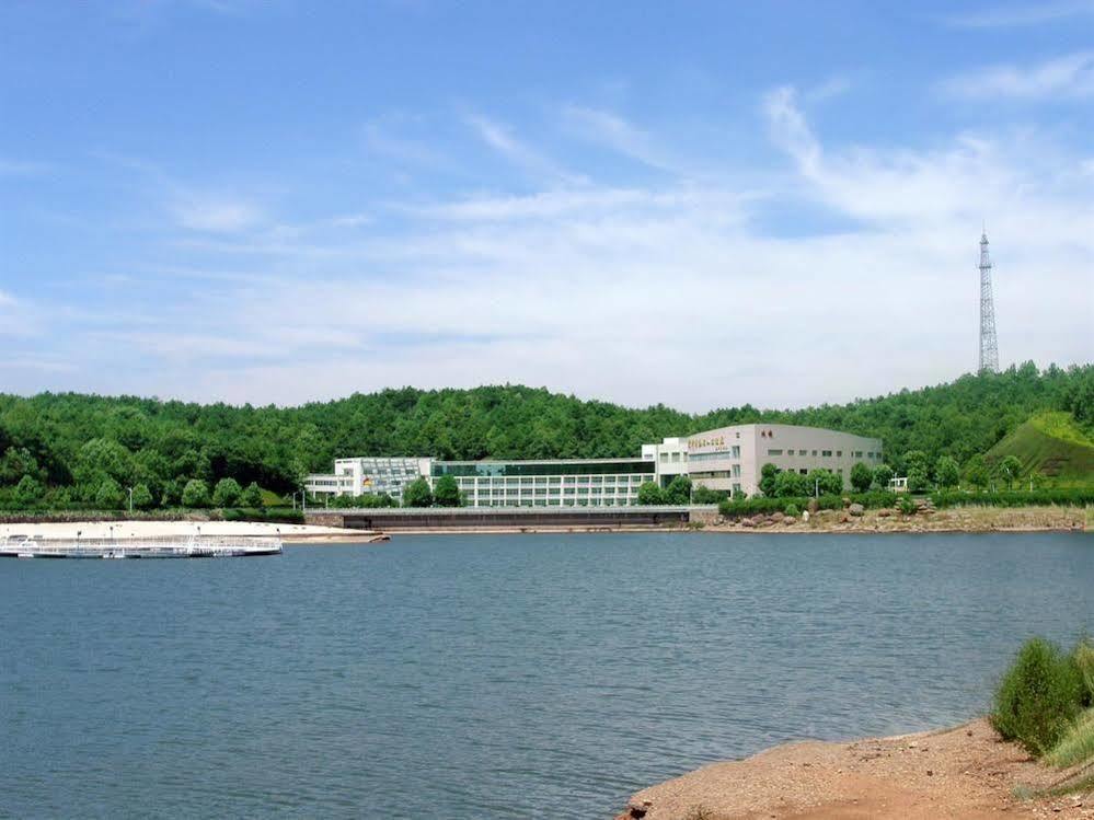 Dolton Resort Tongshenghu Чанша Екстер'єр фото