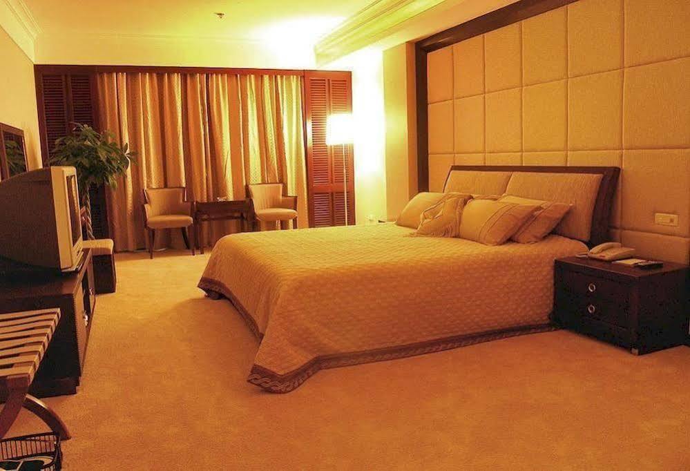 Dolton Resort Tongshenghu Чанша Екстер'єр фото